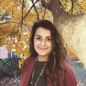 Meet your Posher, Abby